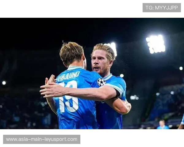 德布劳内外线直塞多次撕裂对方防守